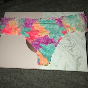 PINK Victoria Secret Underwear Size Medium BMWT